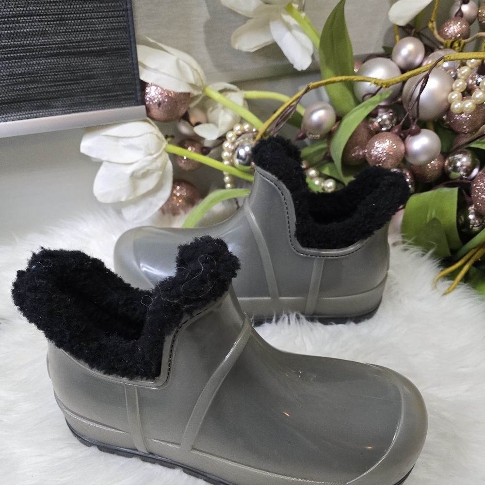 Ugg Raincloud Clear Waterproof  Women Boot Size9 New - Picture 4 of 5